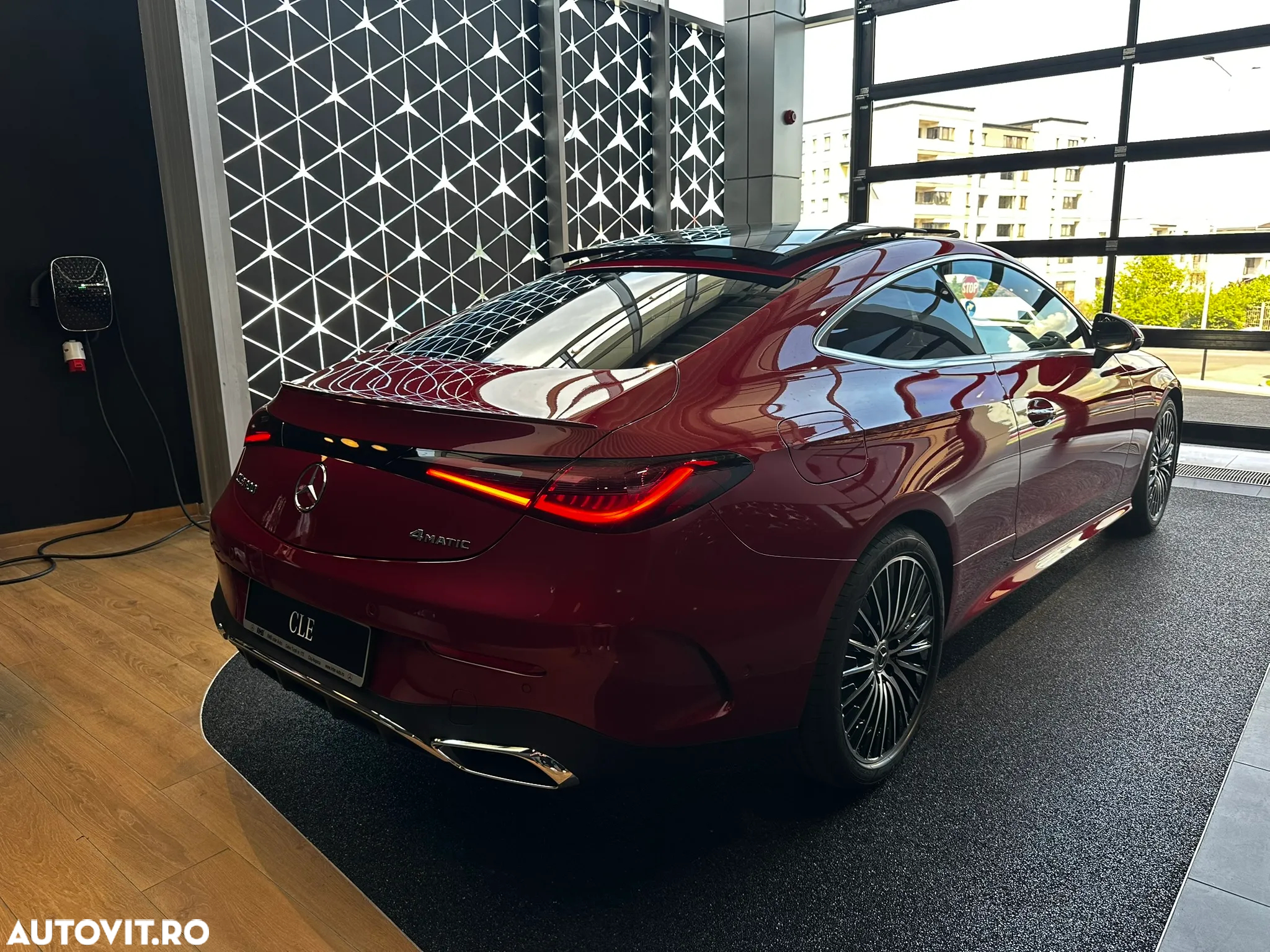 Mercedes-Benz CLE 300 4MATIC Coupe Aut. MHEV - 4