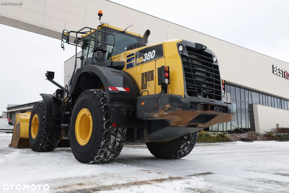 Komatsu WA380-8 - 9