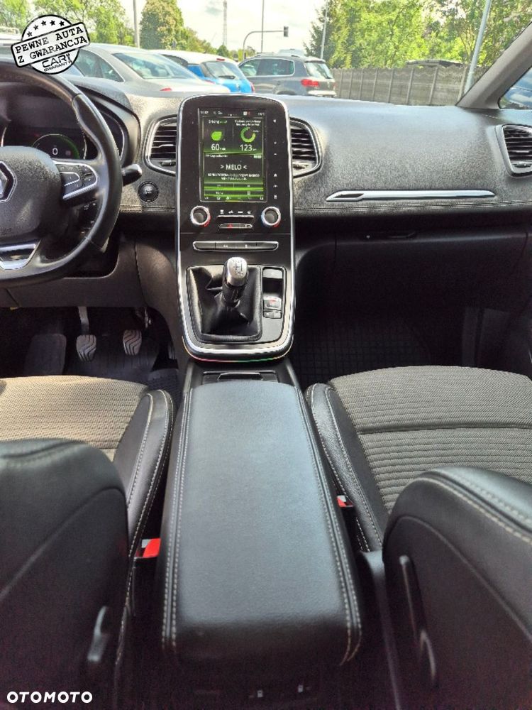Renault Scenic - 25