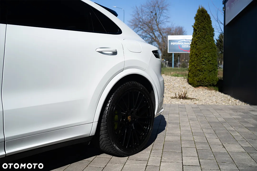 Porsche Cayenne Coupe Platinum Edition - 7