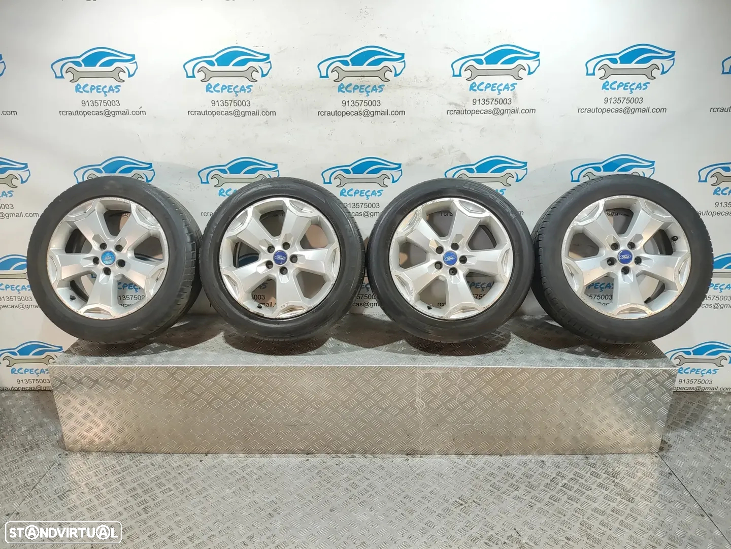 Jantes 18" Ford - Kuga - ORIGINAIS - 7.5J | ET52,5 | 5x108 - 18 Polegadas | 8V4J-1007-BB | 8V4J1007BB | Jante | 5 x 108 | 235 50 18 | Pneus - 12