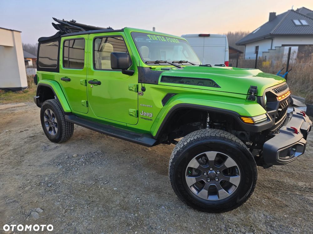 Jeep Wrangler - 2