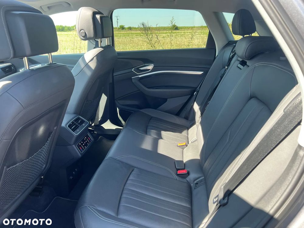 Audi e-tron 55 Quattro - 15