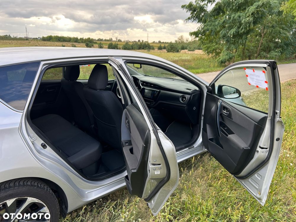 Toyota Auris - 7