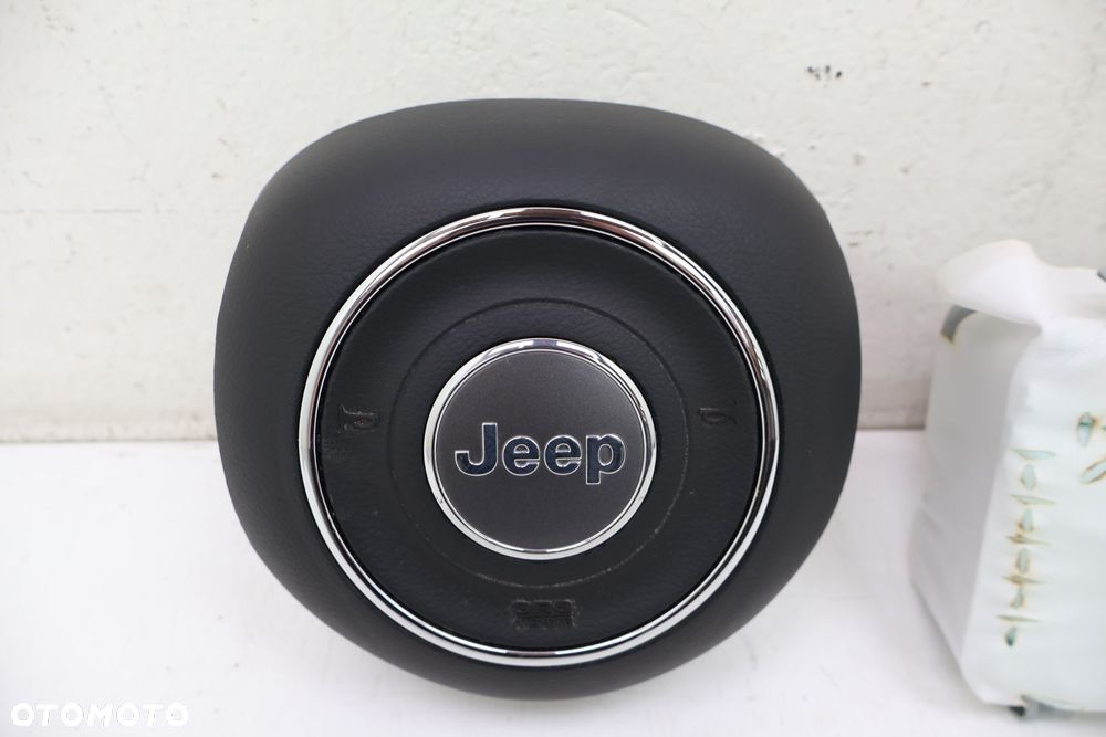 JEEP COMPASS II 17- AIRBAG KIEROWCY PASAŻERA 533893940, 68245230 - 2