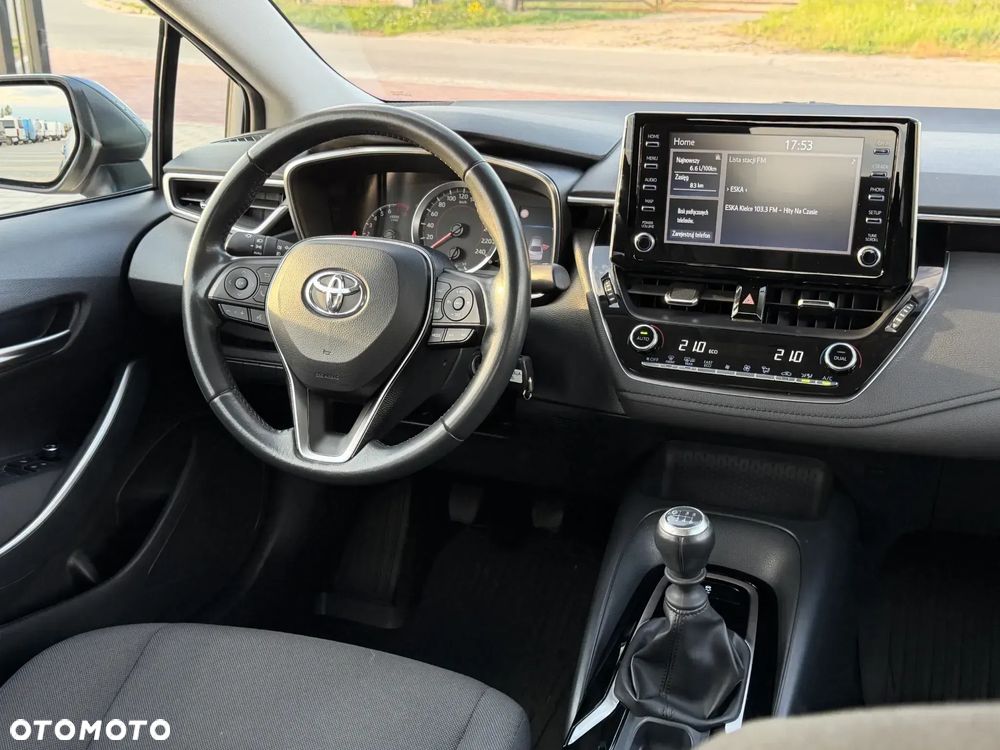 Toyota Corolla 1.5 Comfort - 17