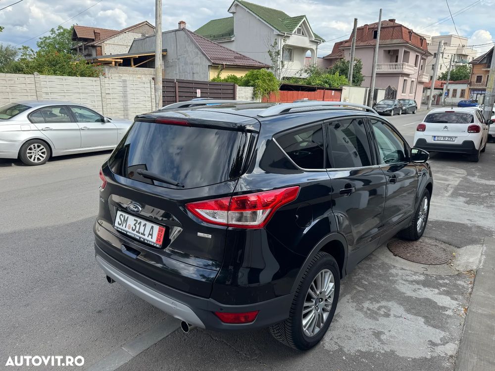 Ford Kuga 1.6 EcoBoost Start Stop 2WD Titanium - 4