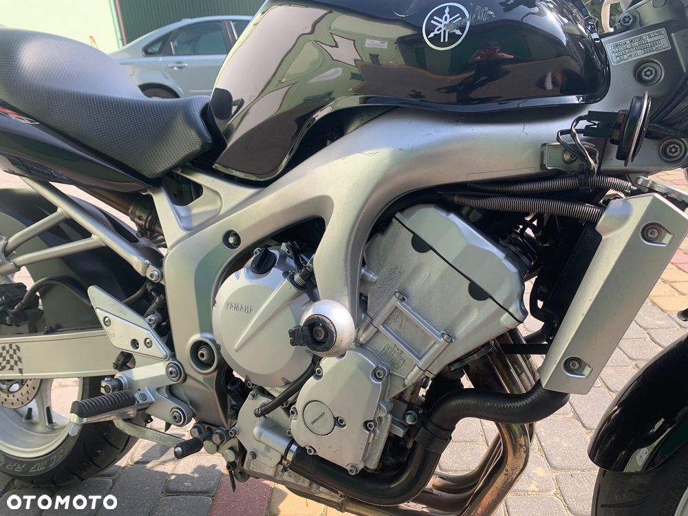 Yamaha FZ6 - 7