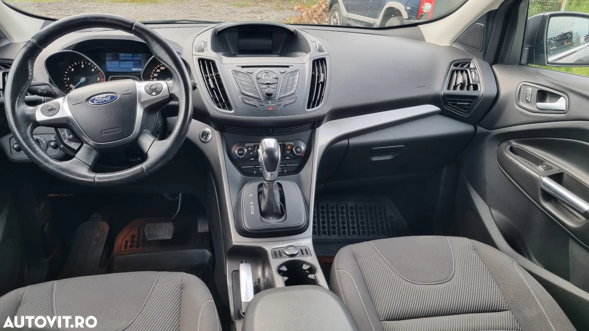 Ford Kuga 2.0 TDCi 4WD Powershift Titanium - 5