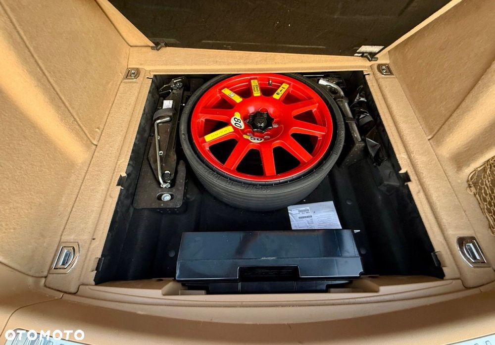 Porsche Macan - 32
