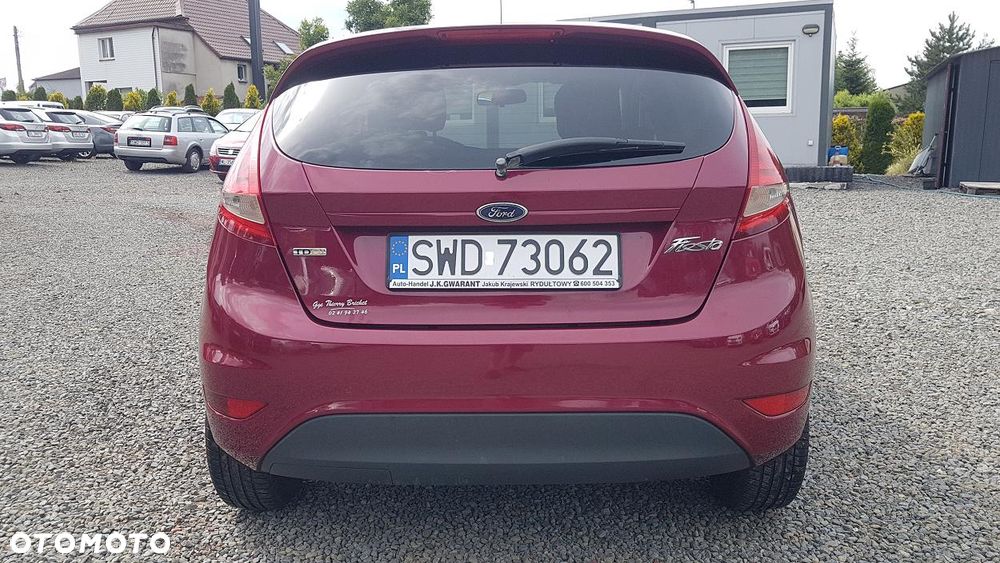 Ford Fiesta 1.4 TDCI - 11