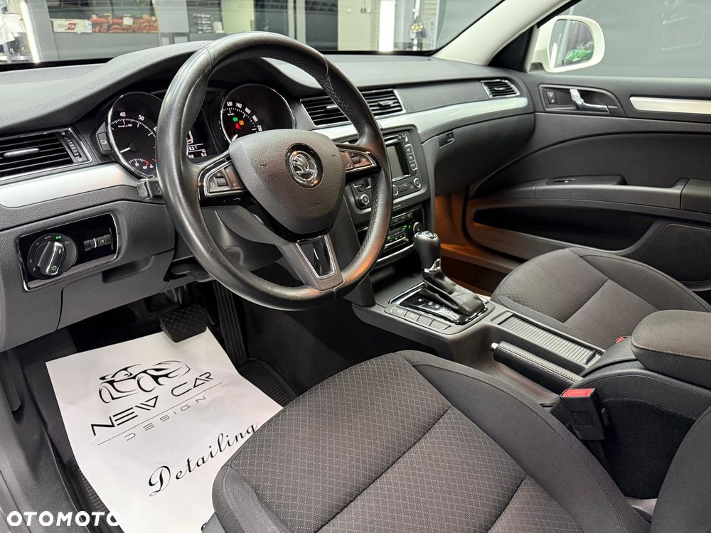 Skoda Superb 1.8 TSI Elegance DSG - 22