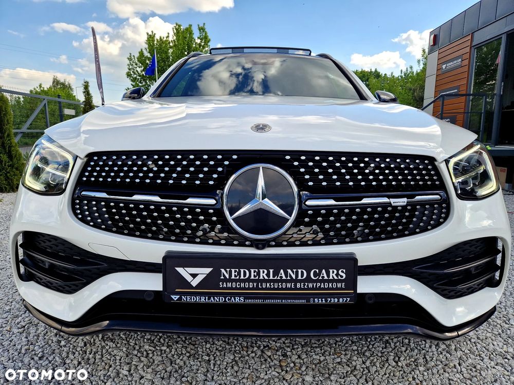 Mercedes-Benz GLC 300 de 4Matic 9G-TRONIC AMG Line Plus - 41