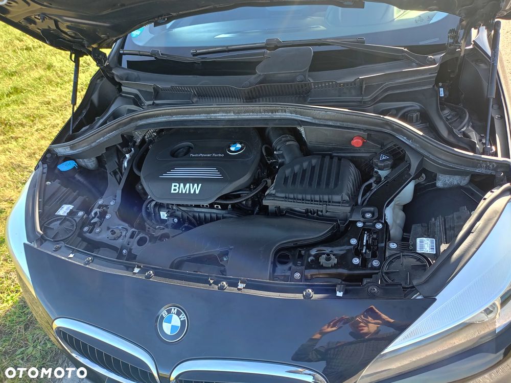 BMW Seria 2 218i - 24