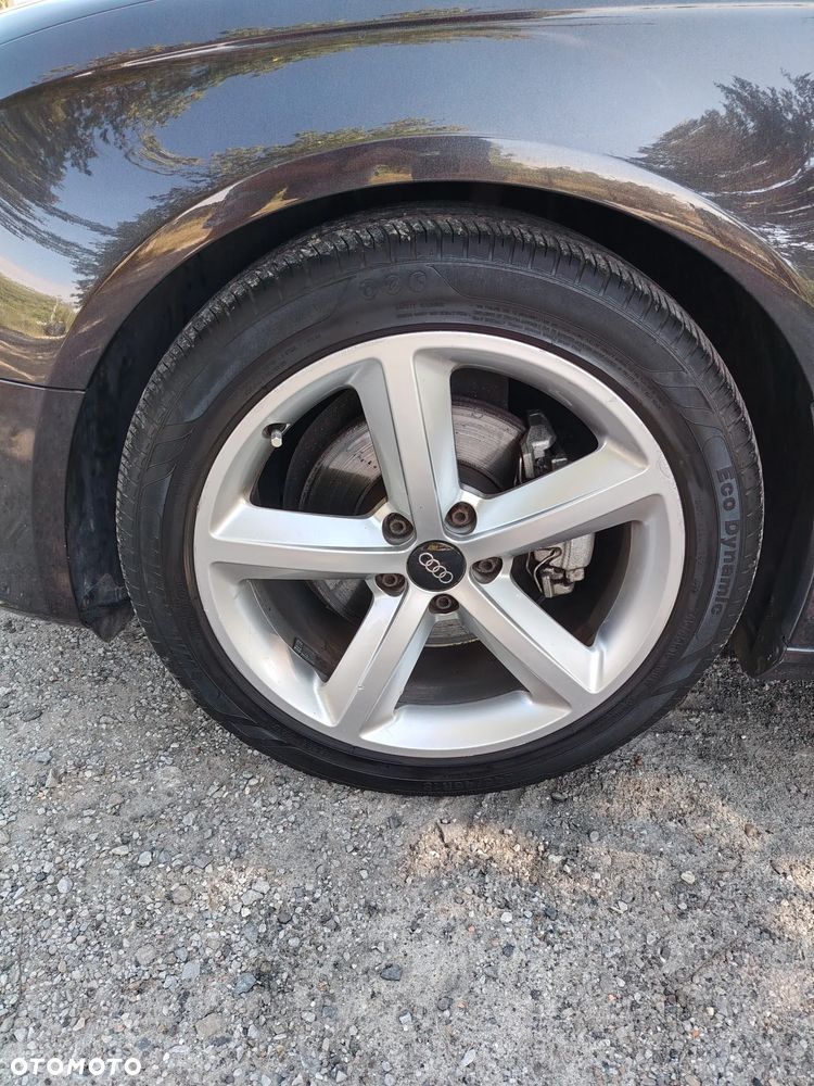 Audi A4 Avant 2.0 TDI Multitronic - 11