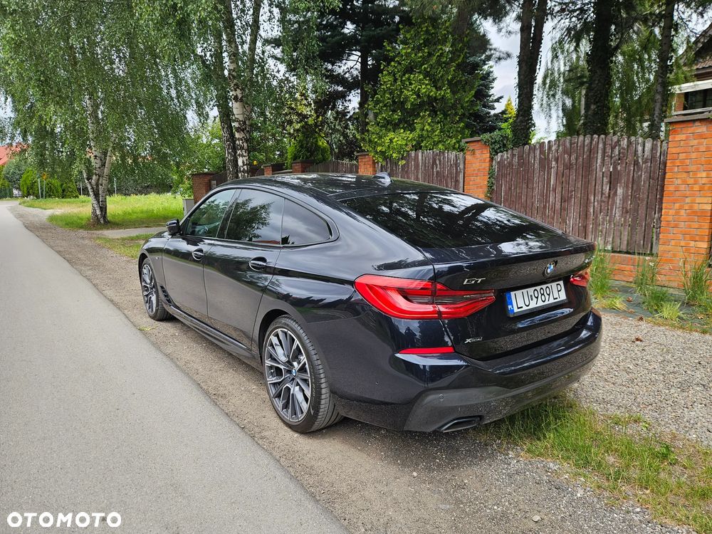 BMW 6GT - 7