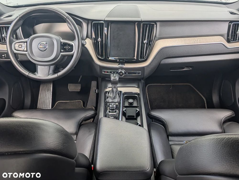 Volvo XC 60 - 21