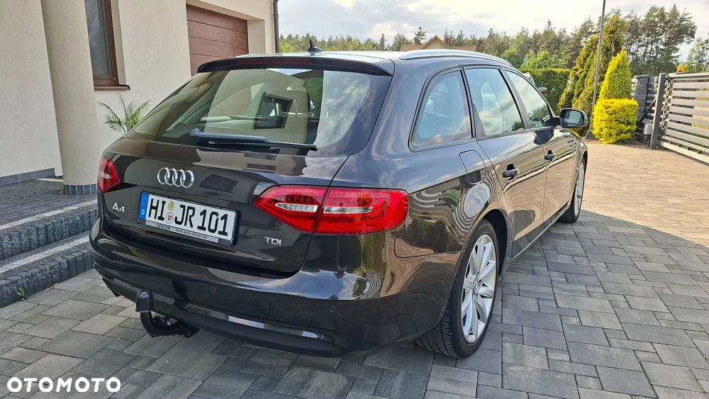 Audi A4 Avant - 4