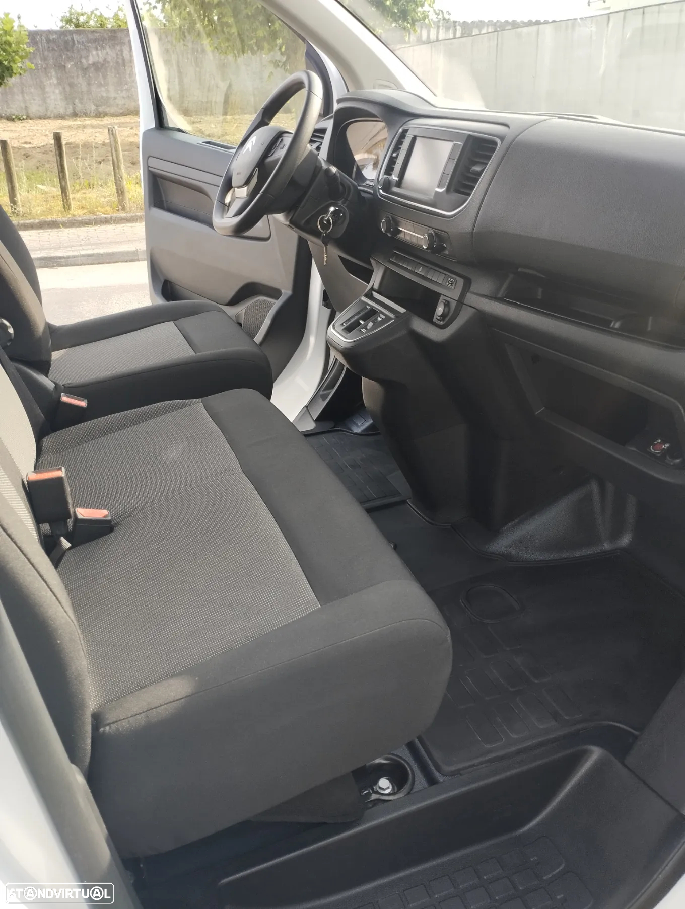 Citroën e-Jumpy 50 kWh M - 16