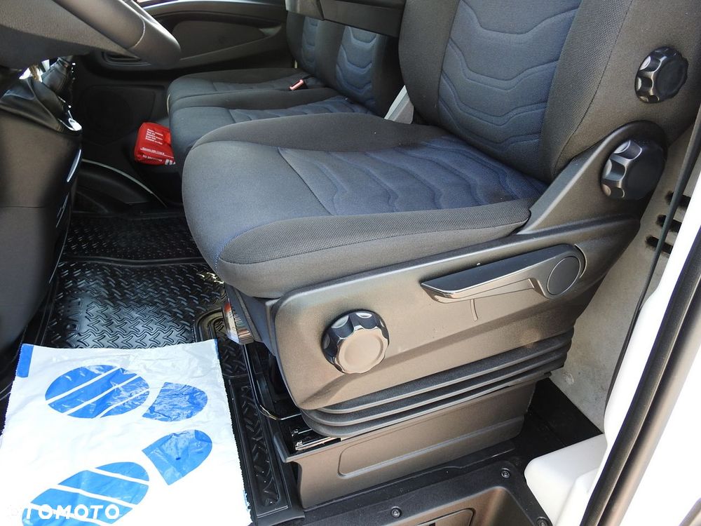Iveco DAILY 50C15 CHŁODNIA KONTENER -5*C ZASILANIE 230V KLIMATYZACJA BLIŹNIACZE KOŁA  150KM - 31
