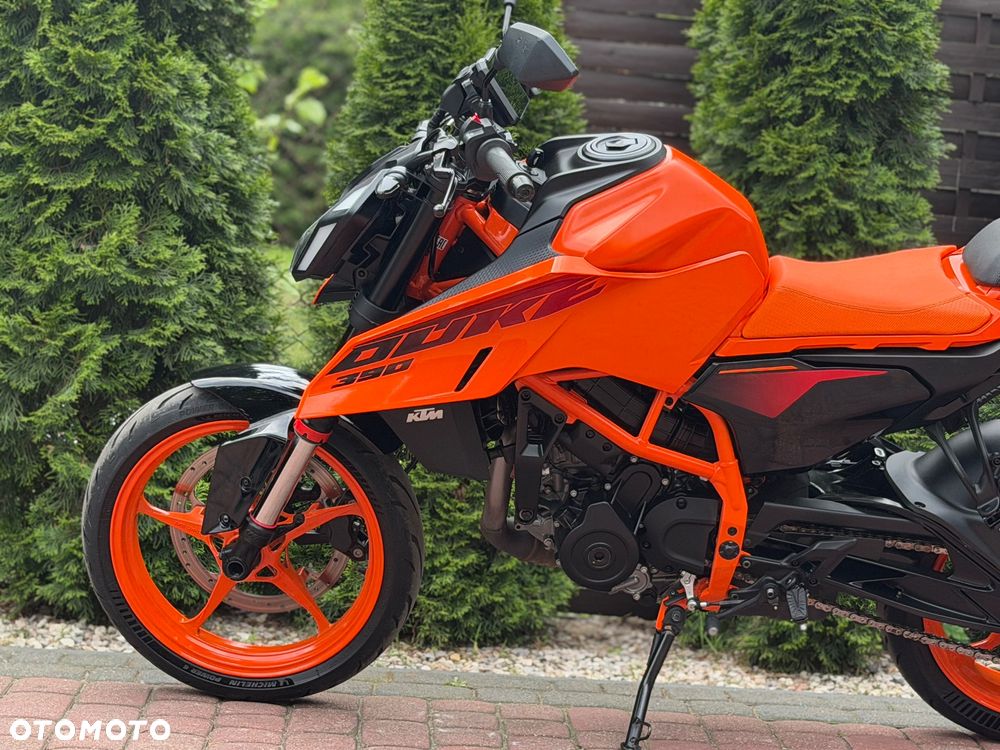 KTM Duke - 19