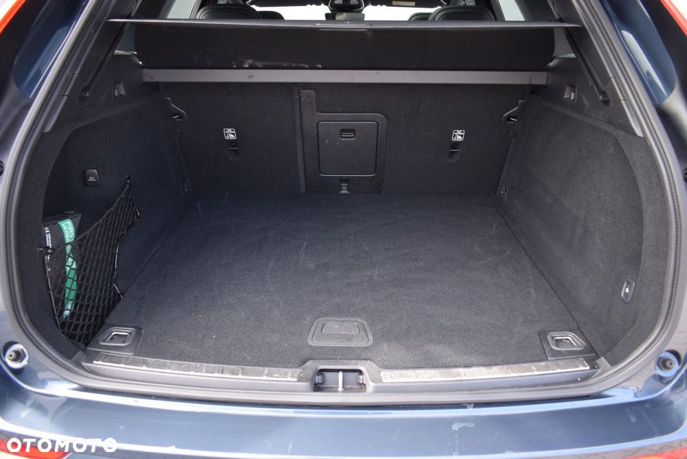 Volvo XC 60 - 22