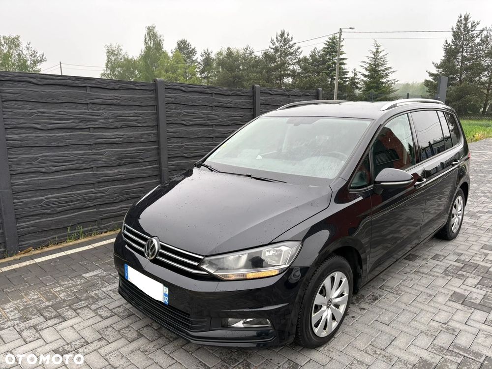 Volkswagen Touran 1.6 TDI SCR BlueMotion Technology DSG Comfortline - 1