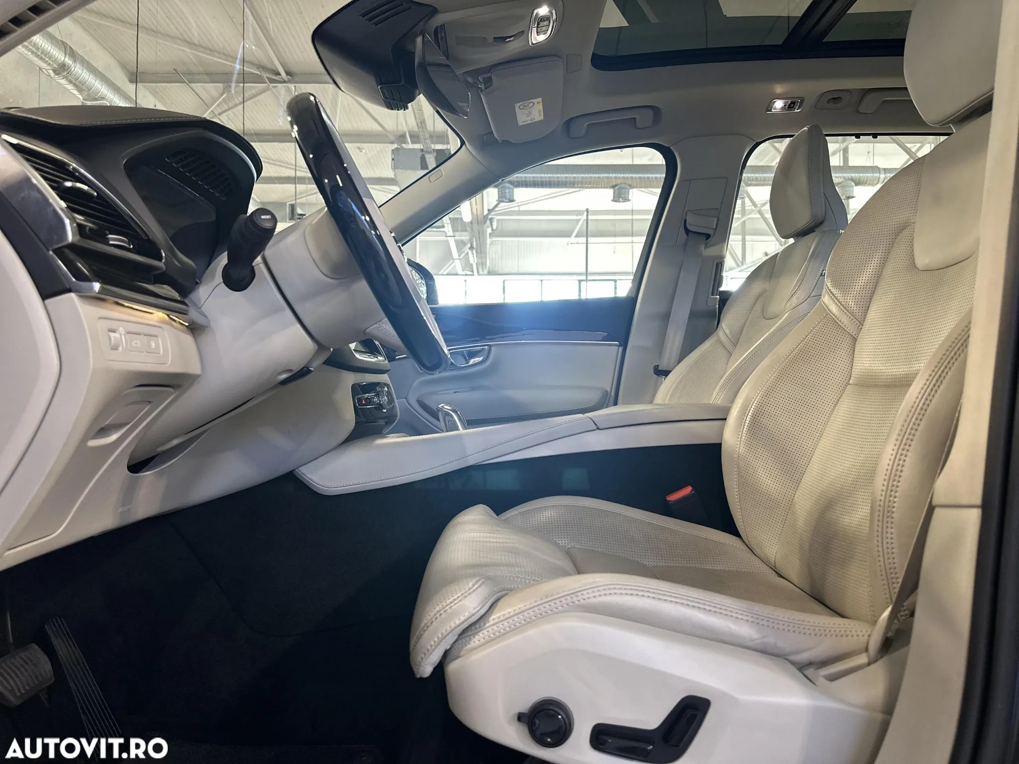 Volvo XC 90 Recharge T8 eAWD Inscription - 24