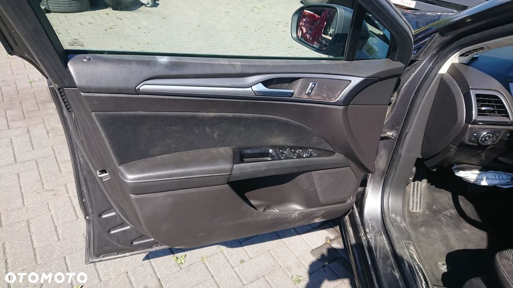 Ford Mondeo - 18