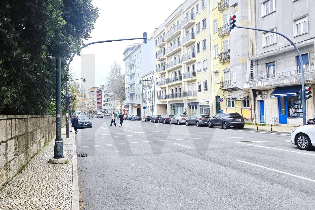 Loja na Rua Marquês Sá da Bandeira Área bruta: 43 m2 - Grande imagem: 3/10