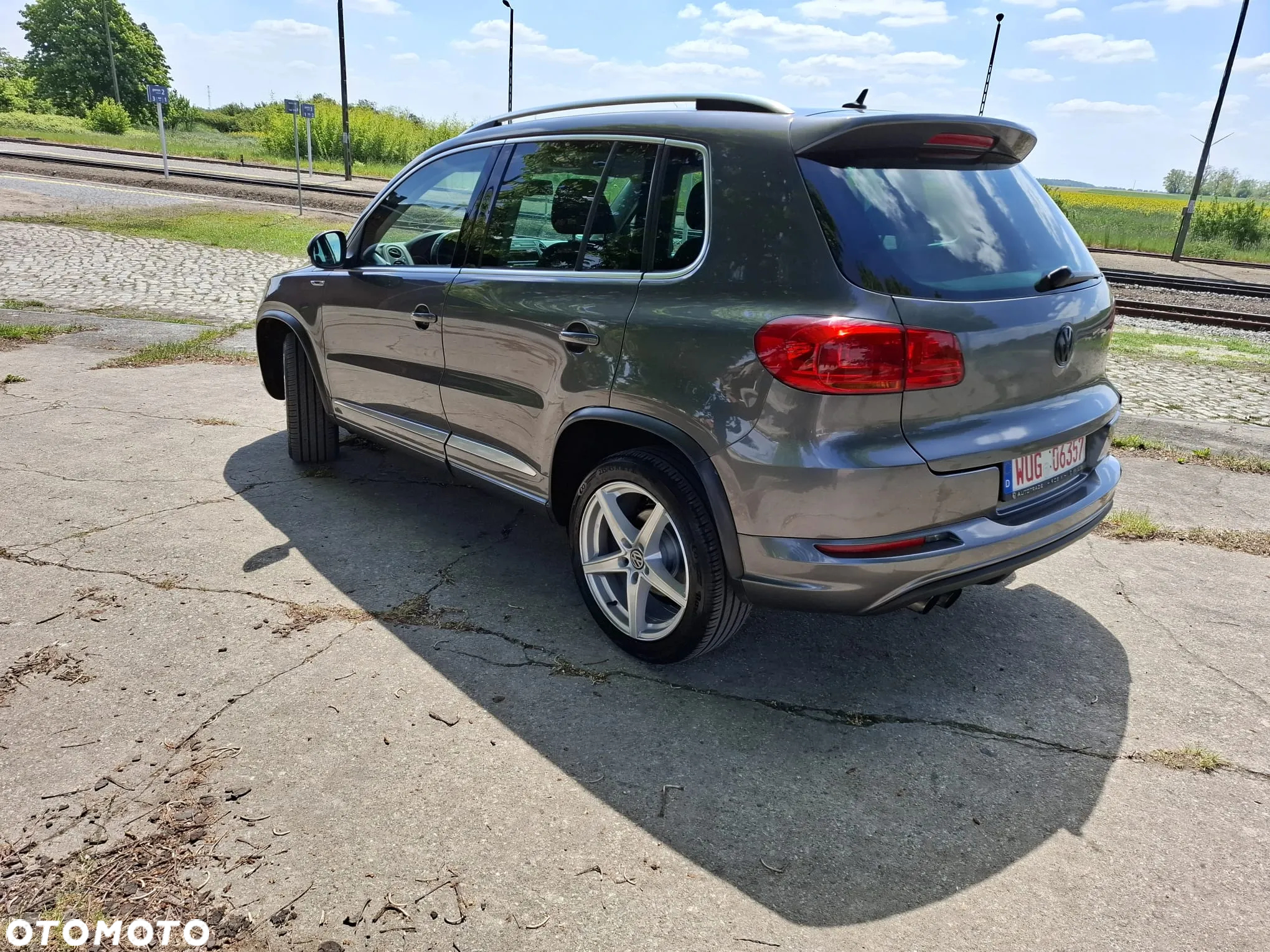 Volkswagen Tiguan 1.4 TSI BlueMotion Technology Sport & Style - 2