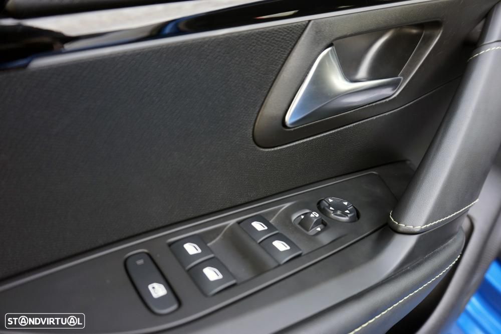 Peugeot 208 1.2 PureTech GT Line - 8