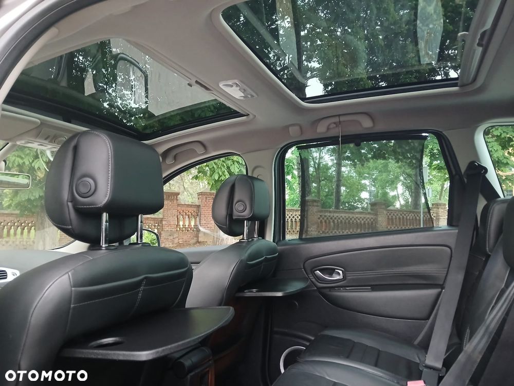 Renault Scenic - 25