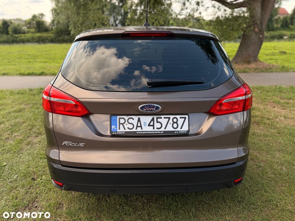 Ford Focus 1.6 Titanium - 6