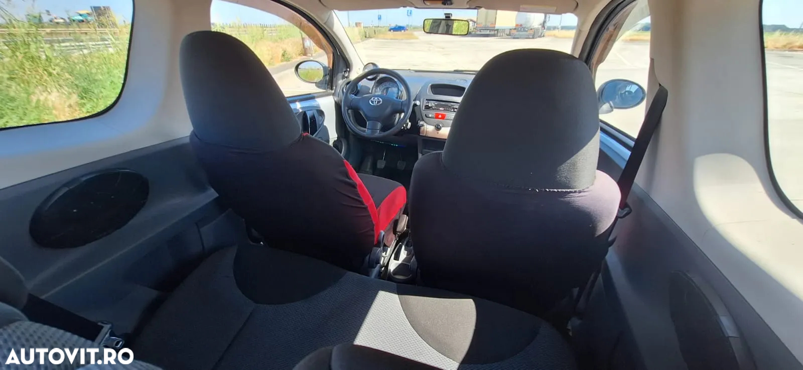 Toyota Aygo + 1.0 VVT-i - 8