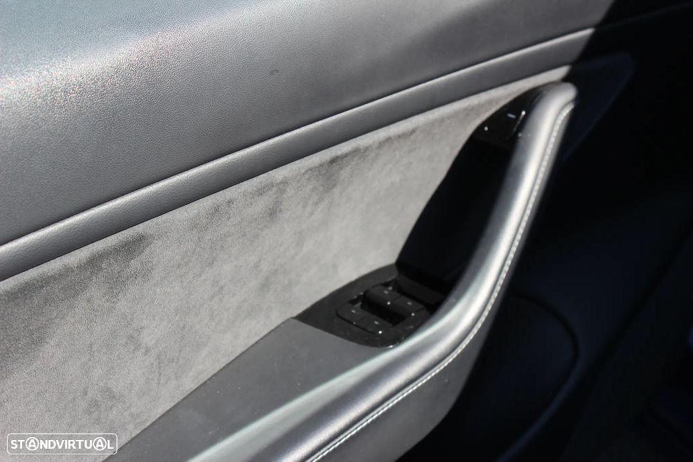 Tesla Model 3 Performance Dual Motor AWD - 11