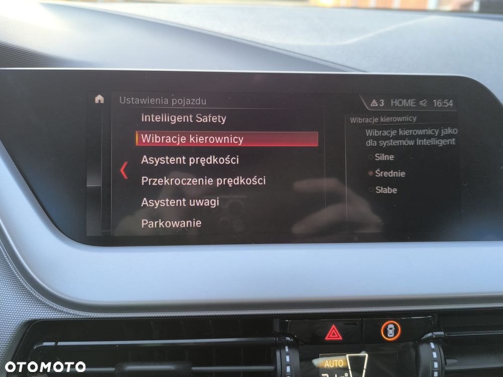 BMW Seria 1 118d - 16