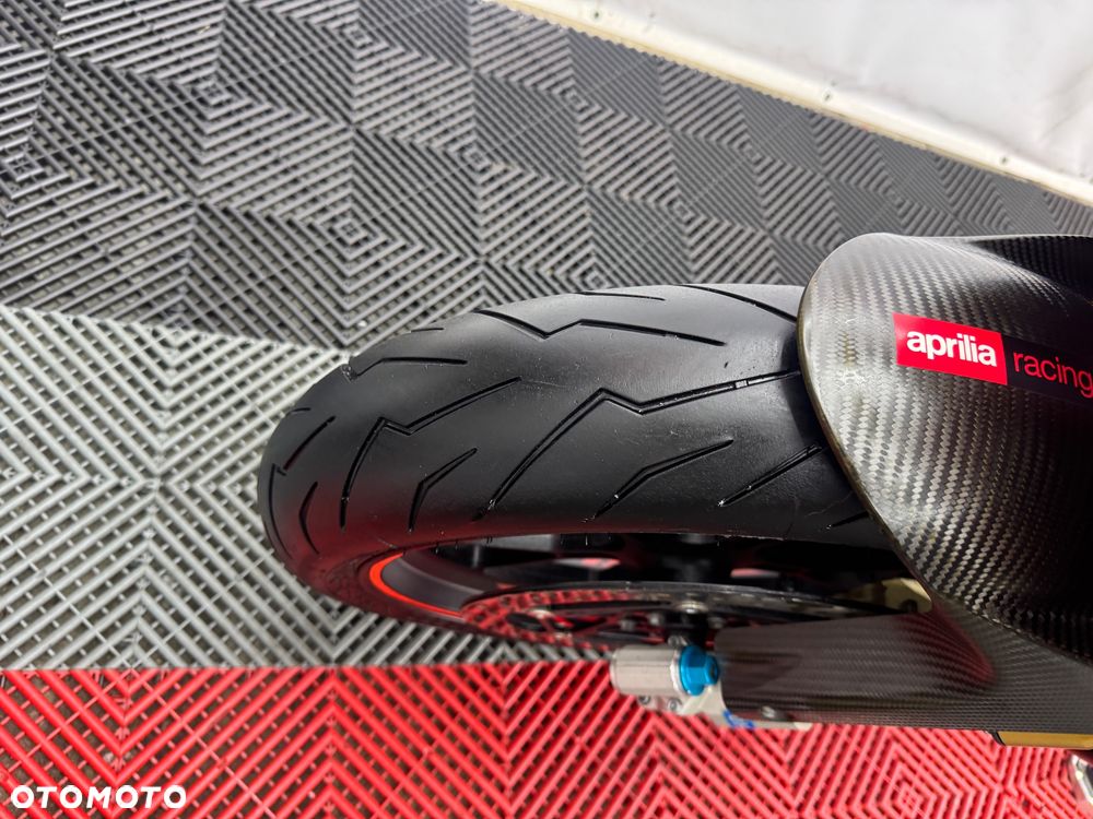 Aprilia RSV - 11