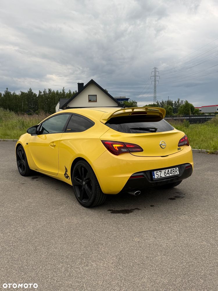 Opel Astra 1.6 Turbo Sport - 2