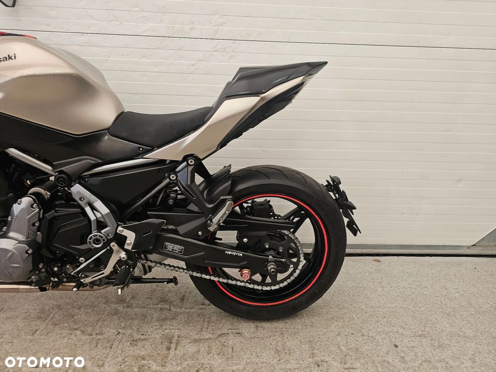 Kawasaki Z 650 - 10