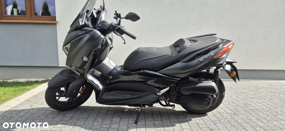 Yamaha X-max - 4