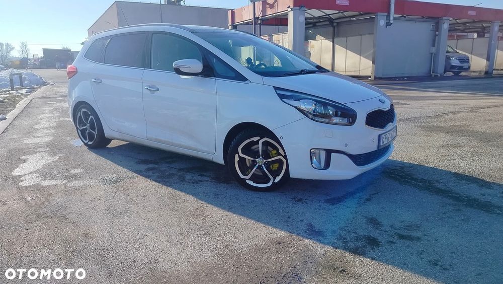 Kia Carens 1.7 CRDi Spirit - 24