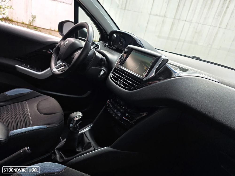 Peugeot 208 1.6 e-HDi Allure - 45