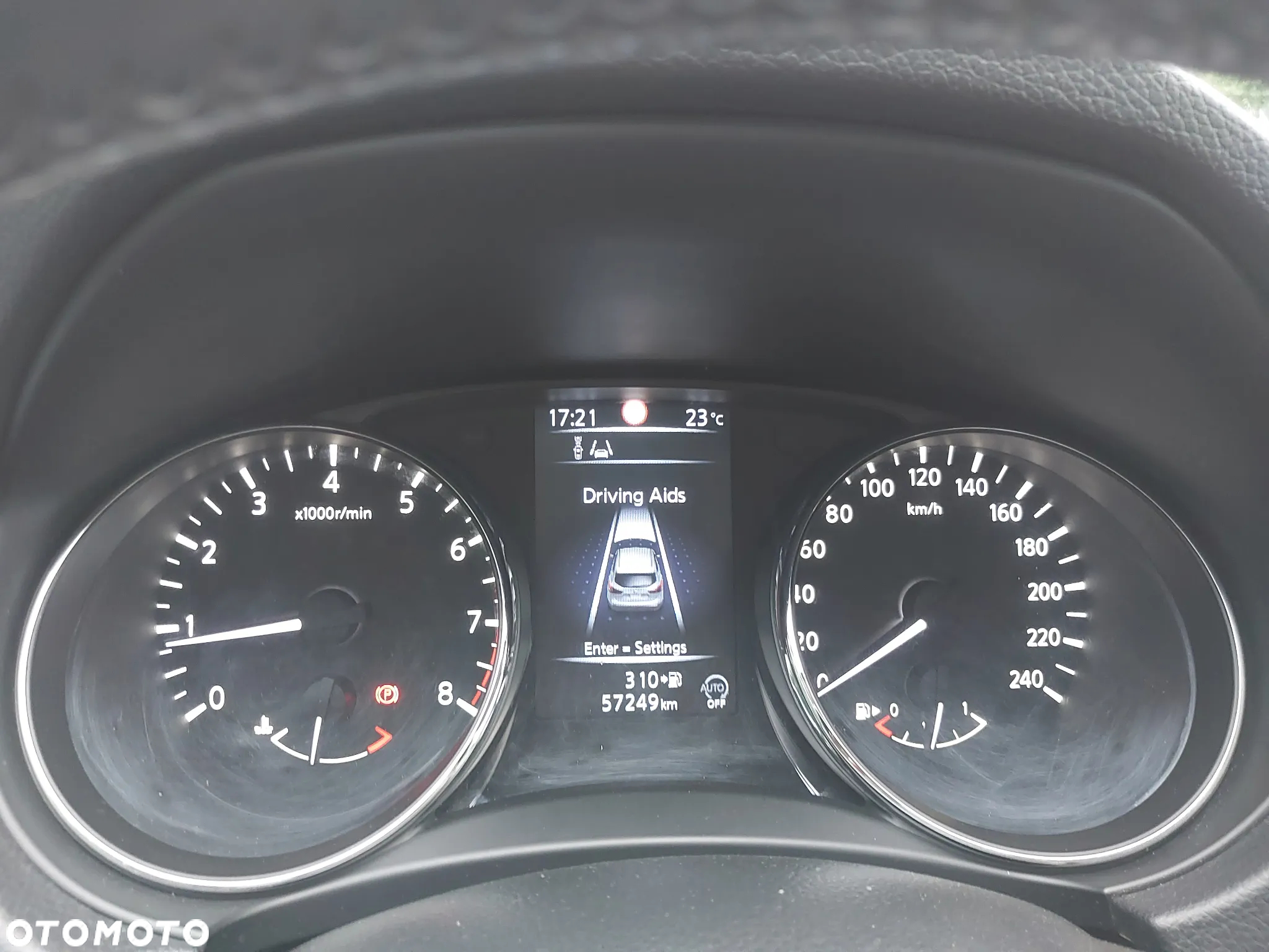 Nissan Qashqai - 14