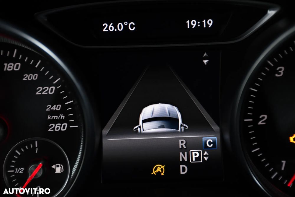Mercedes-Benz GLA 200 (CDI) d 7G-DCT AMG Line - 23
