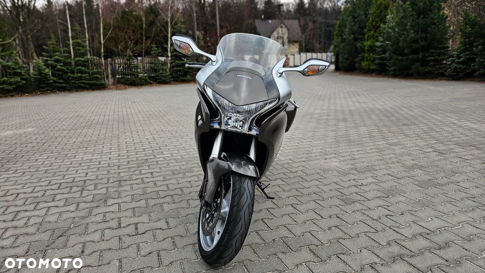Honda VFR - 20