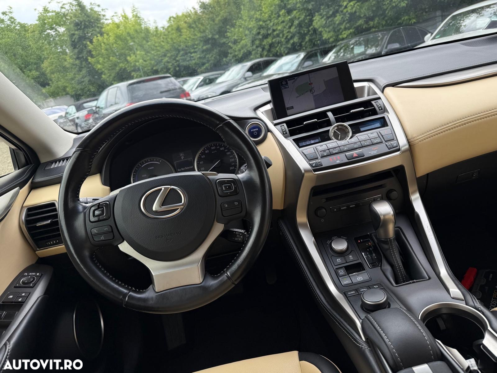 Lexus Seria NX 300h - 9