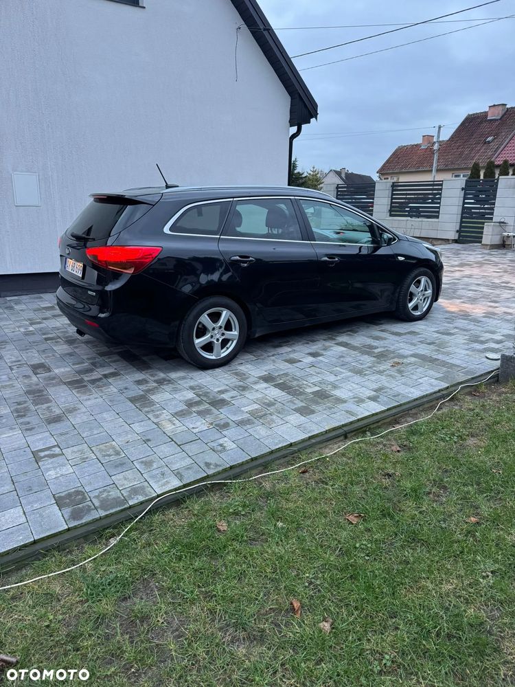 Kia Ceed 1.6 CRDi Business Line - 11