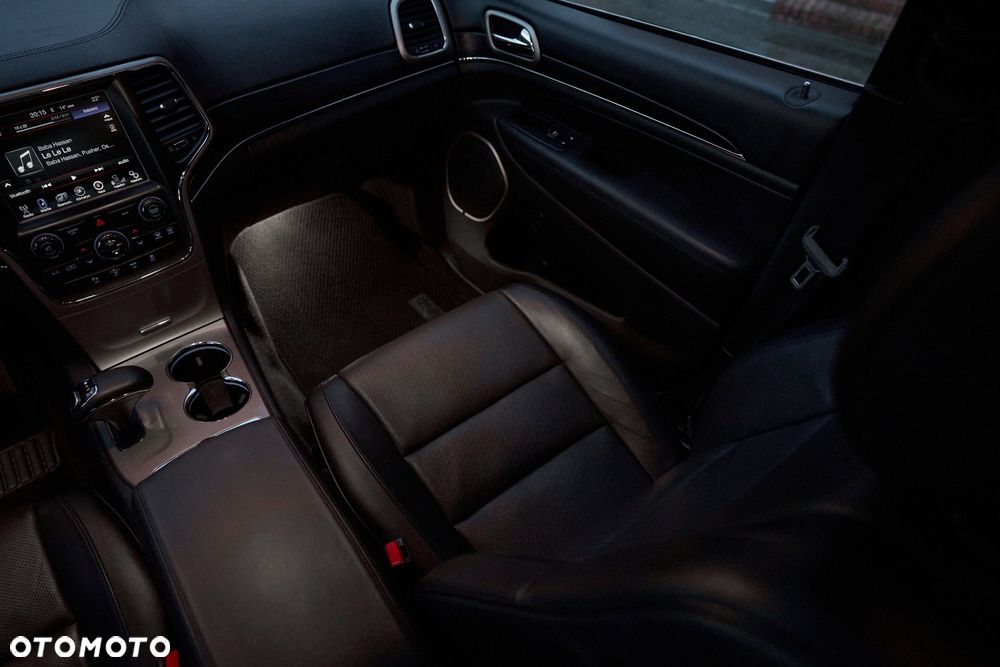 Jeep Grand Cherokee 3.0 CRD Summit - 31