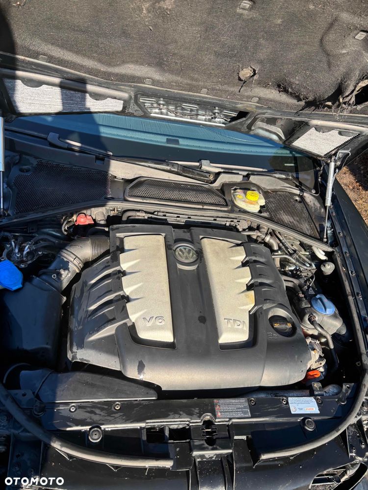 Volkswagen Phaeton - 7